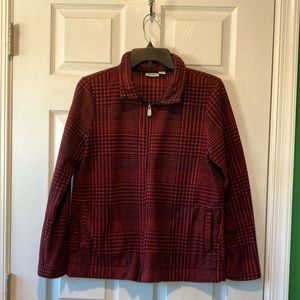 Women’s fleece red and black plaid full zip jacket size small